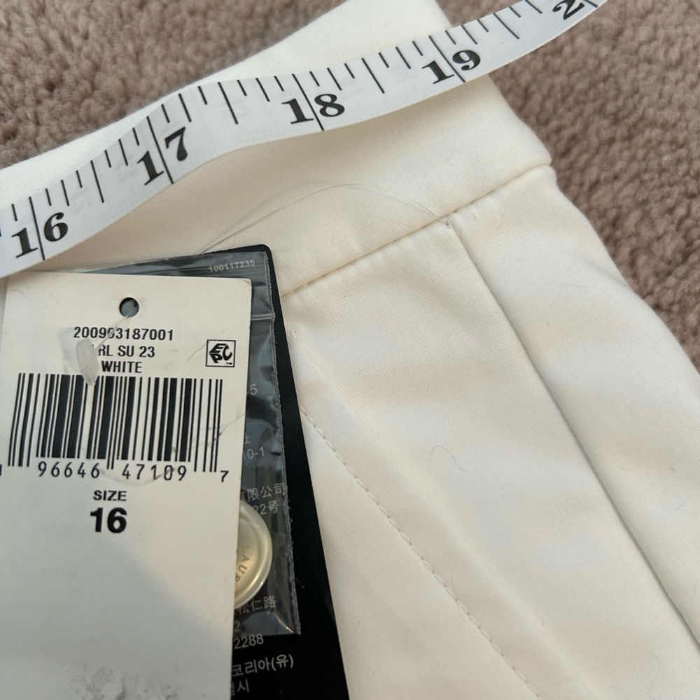 Ralph Lauren Cream Women's Shorts - Picture 5 of 5